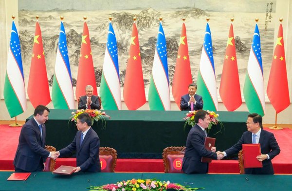 Xi, Uzbek President Hold Talks, Elevate Ties to All-Weather Comprehensive Strategic Partnership for a New Era