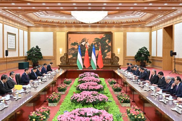 Xi, Uzbek President Hold Talks, Elevate Ties to All-Weather Comprehensive Strategic Partnership for a New Era