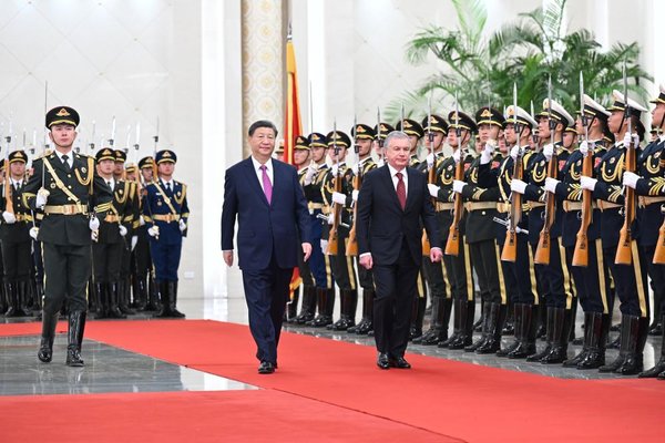 Xi, Uzbek President Hold Talks, Elevate Ties to All-Weather Comprehensive Strategic Partnership for a New Era