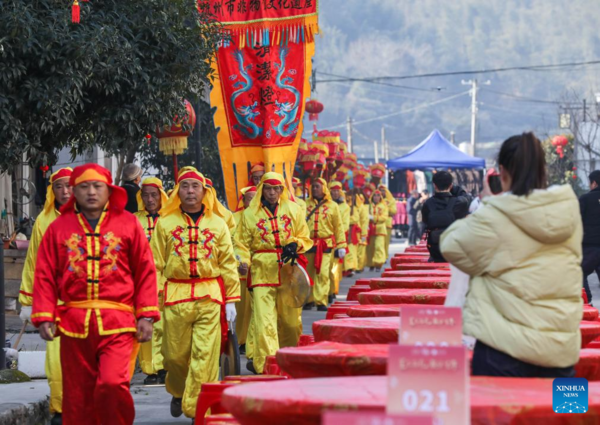 Chinese New Year Culture Festival Held in E China's Town