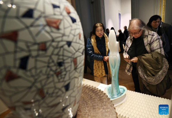 Exhibition of Porcelain Artworks from China's Jingdezhen Kicks off in Paris