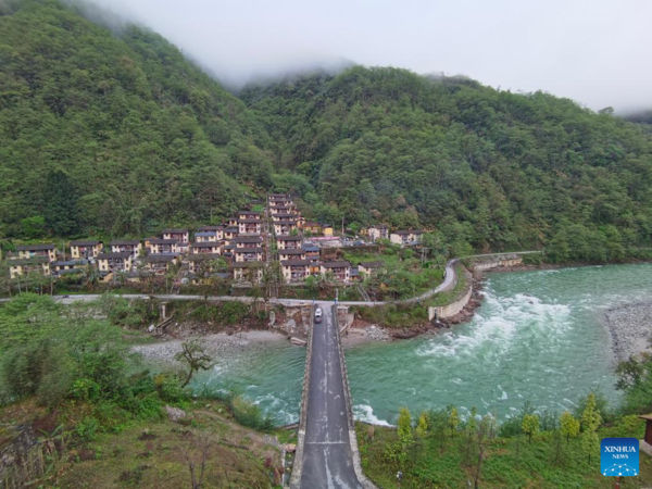 Remote Ethnic Villagers Find New Horizons in Infrastructure Development Remote Ethnic Villagers Find New Horizons in Infrastructure Development