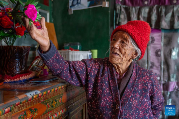 Pic Story of Former Serf of Manor in Xizang