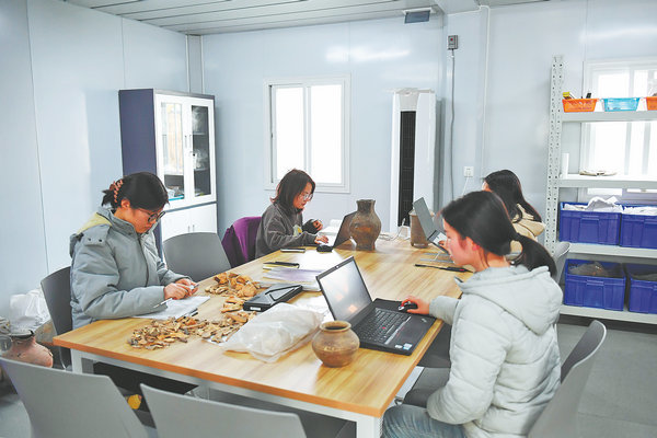 Women Make Their Mark in Archaeological Field Women Make Their Mark in Archaeological Field