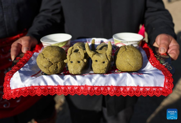 Festivals of Sowing Seeds, Drawing Water Celebrated in Xinjiang