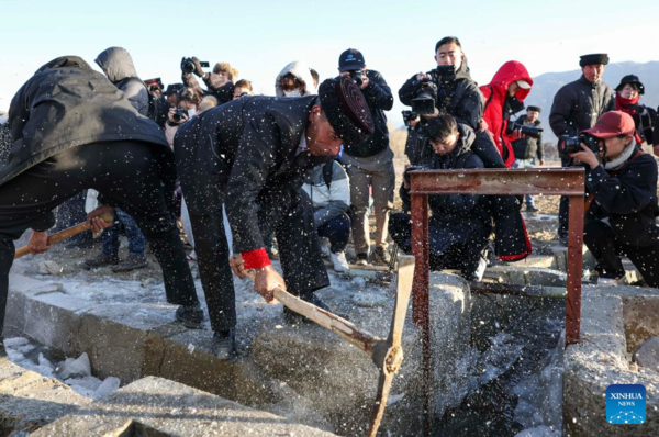 Festivals of Sowing Seeds, Drawing Water Celebrated in Xinjiang