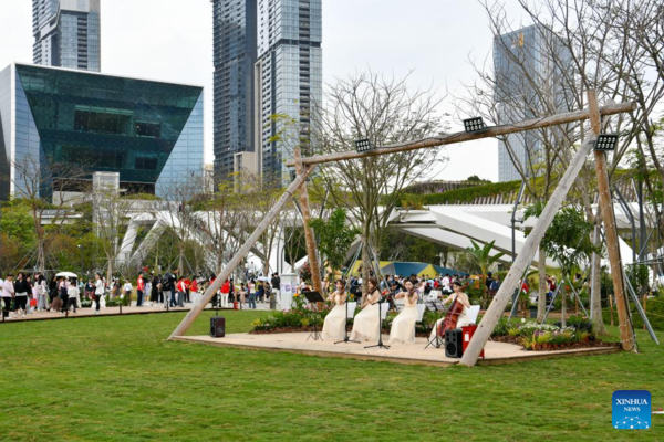 Greater Bay Area Flower Show Kicks off in Shenzhen