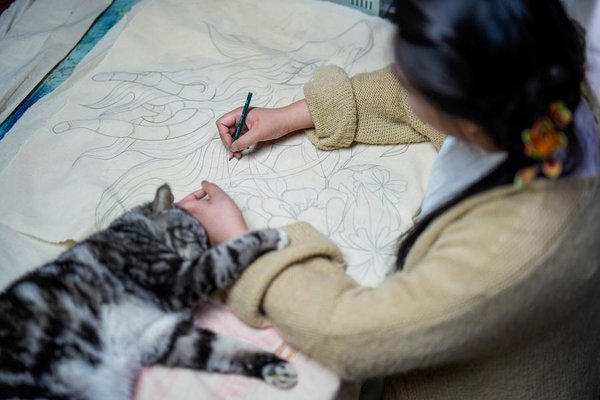 Batik Craftswoman in N China's Hebei