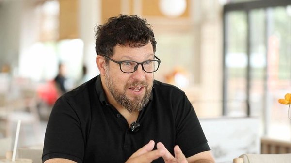 American Entrepreneur Embraces Career Success in Hainan FTP