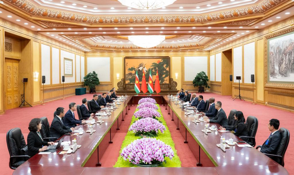 Xi Holds Talks with Surinamese President
