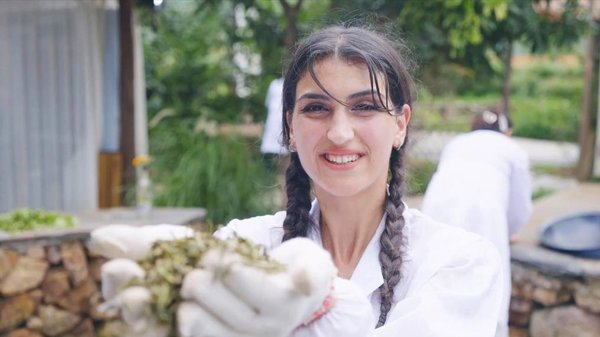 Armenian Expat Enjoys Poetic Rural Life in south China's Guangdong
