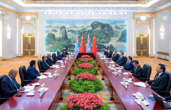 Xi Meets Fijian PM in Beijing, Pledging to Strengthen Development Cooperation