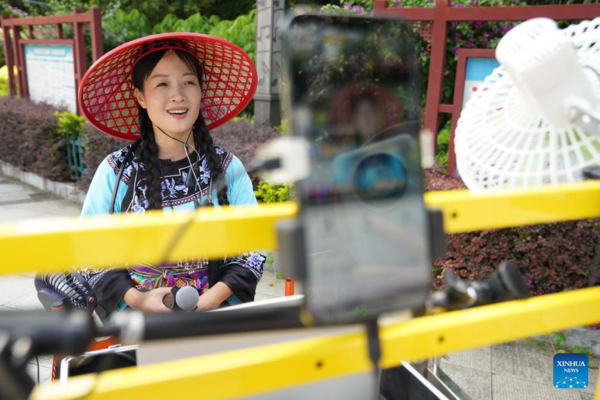 Ethnic Folk Songs Thrive on Social Media
