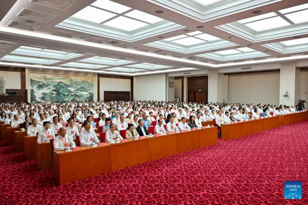 China Awards Model Teachers, Education Institutions as Teachers' Day Nears
