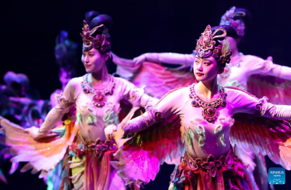 Performance Featuring Dunhuang Music and Dance Staged During 7th Silk Road (Dunhuang) Int'l Cultural Expo