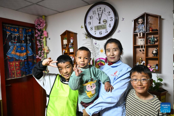 Across China : Plateau Care Center Offers Homely Comfort to Orphans, Elderly