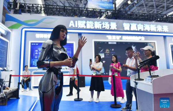 Smart, Green Technologies Attract Attention at China-ASEAN Expo