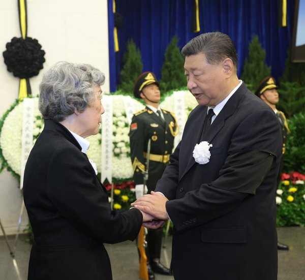 Remains of Late Chinese Leader Wu Bangguo Cremated in Beijing
