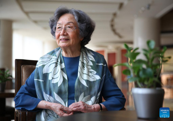Chinese Poetry Master Ye Jiaying Dies at 100