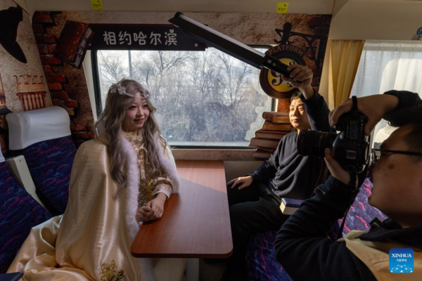 Train Themed on Ice and Snow Tourism Starts Operation in China's Heilongjiang