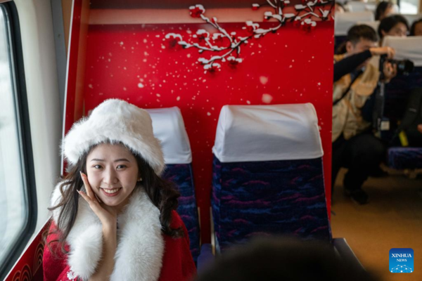 Train Themed on Ice and Snow Tourism Starts Operation in China's Heilongjiang