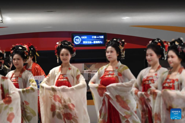 Two Direct High-Speed Rail Routes Link China's Shaanxi and Hubei with Hong Kong