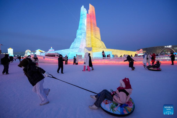41st Harbin Int'l Ice and Snow Festival Kicks Off