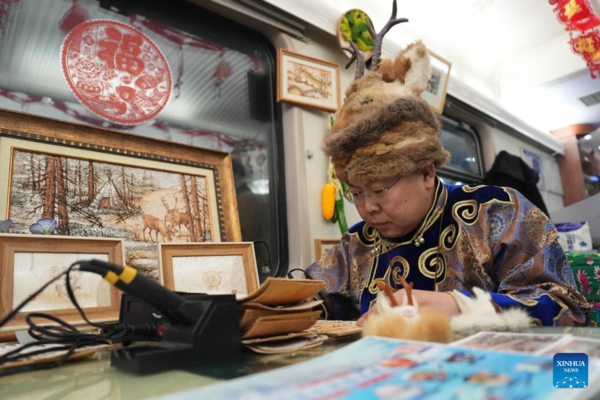 Train Themed with Local Intangible Cultural Heritages Starts Operation in Heilongjiang