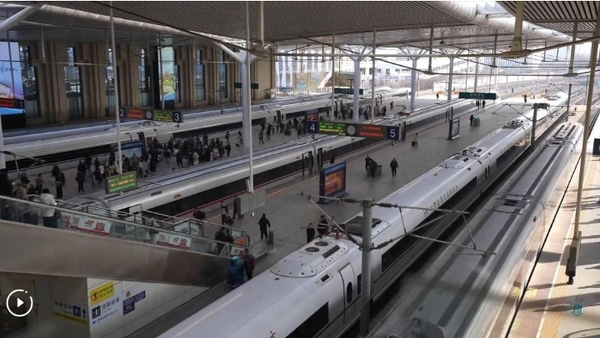 China's Spring Festival Travel Rush Begins with Record 9 Billion Trips Expected