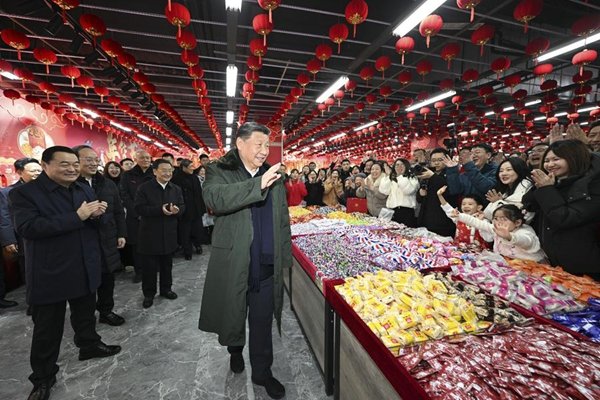 Xinhua Headlines: Xi Extends Spring Festival Greetings to All Chinese During Inspection Tour