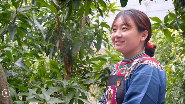 China's Post-90s National Lawmaker Devoted to Rural Revitalization