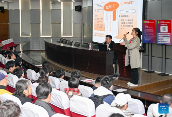 Job Fair Held for People with Disabilities in Tianjin
