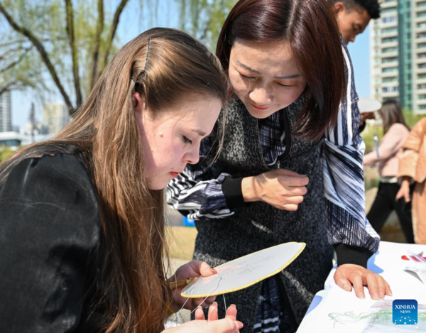Inheritor of Han Embroidery in China's Hubei