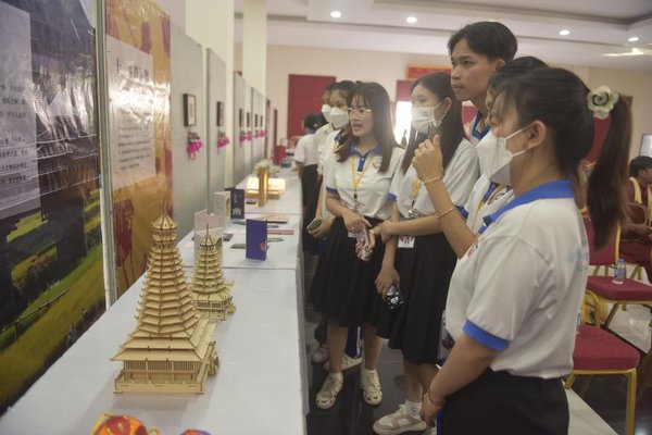 Xi's Southeast Asia Tour to Cement Neighborly Bond, Bolster Regional Cooperation