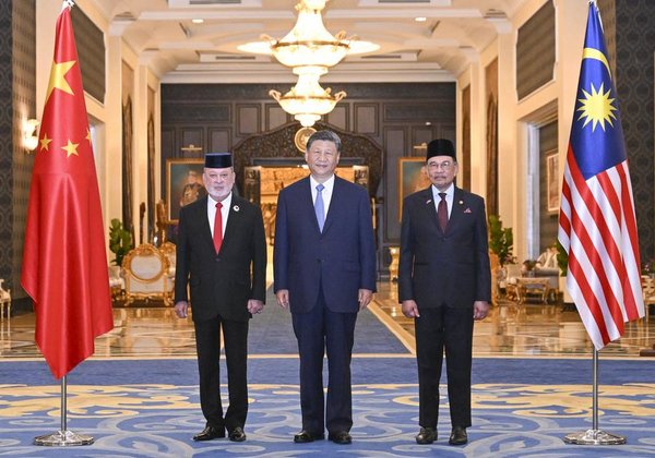 Xi's Malaysia Visit Sets New Milestone in Bilateral Ties, Regional Cooperation