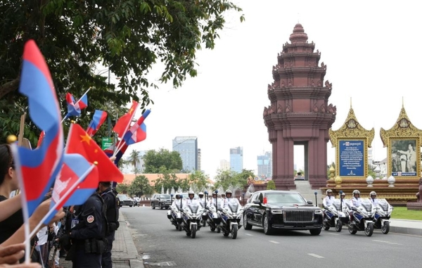 Feature: Amidst Khmer New Year Festivities, Cambodia Hugs Old Friend from China