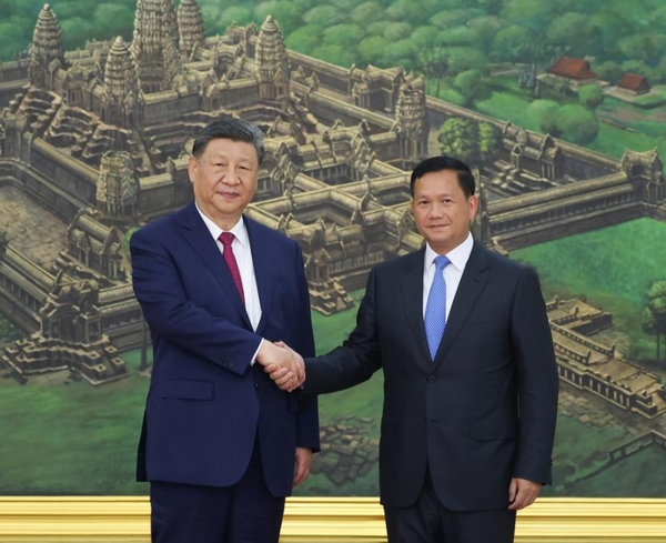 China, Cambodia Vow to Forge All-Weather Community with Shared Future in New Era