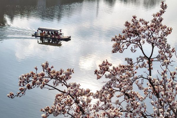 Shexian County of E China's Anhui Promotes Heritage Preservation and Urban Renewal