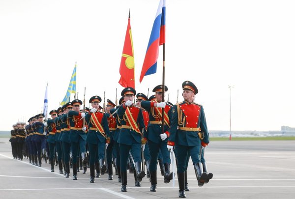Xi Says China, Russia Find Right Path of State-to-State Interactions Between Neighboring Major Countries