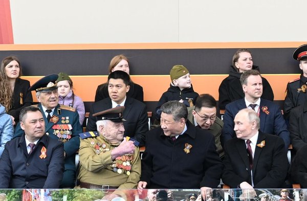 Xi Attends Russia's Victory Day Celebrations