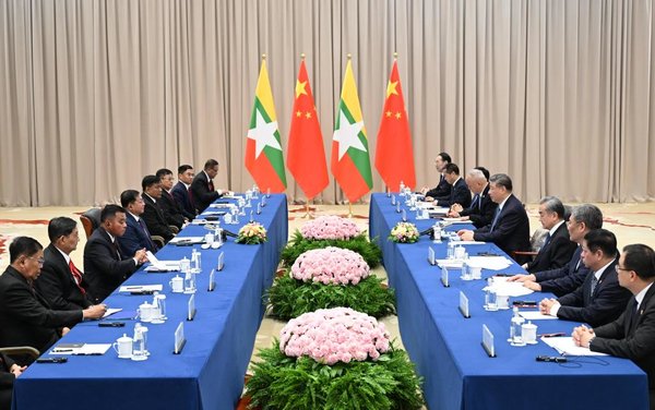 Xi Urges China, Myanmar to Keep Advancing Key Projects of Economic Corridor
