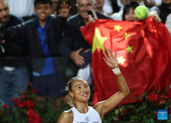 China's Zheng Beats Sabalenka for the First Time to Reach Italian Open Semifinals