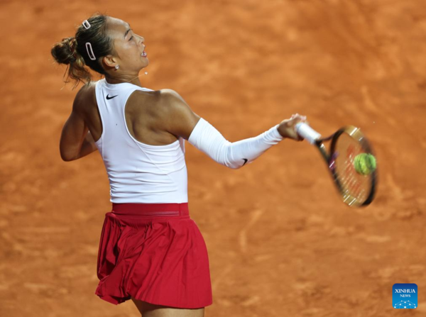 China's Zheng Beats Sabalenka for the First Time to Reach Italian Open Semifinals